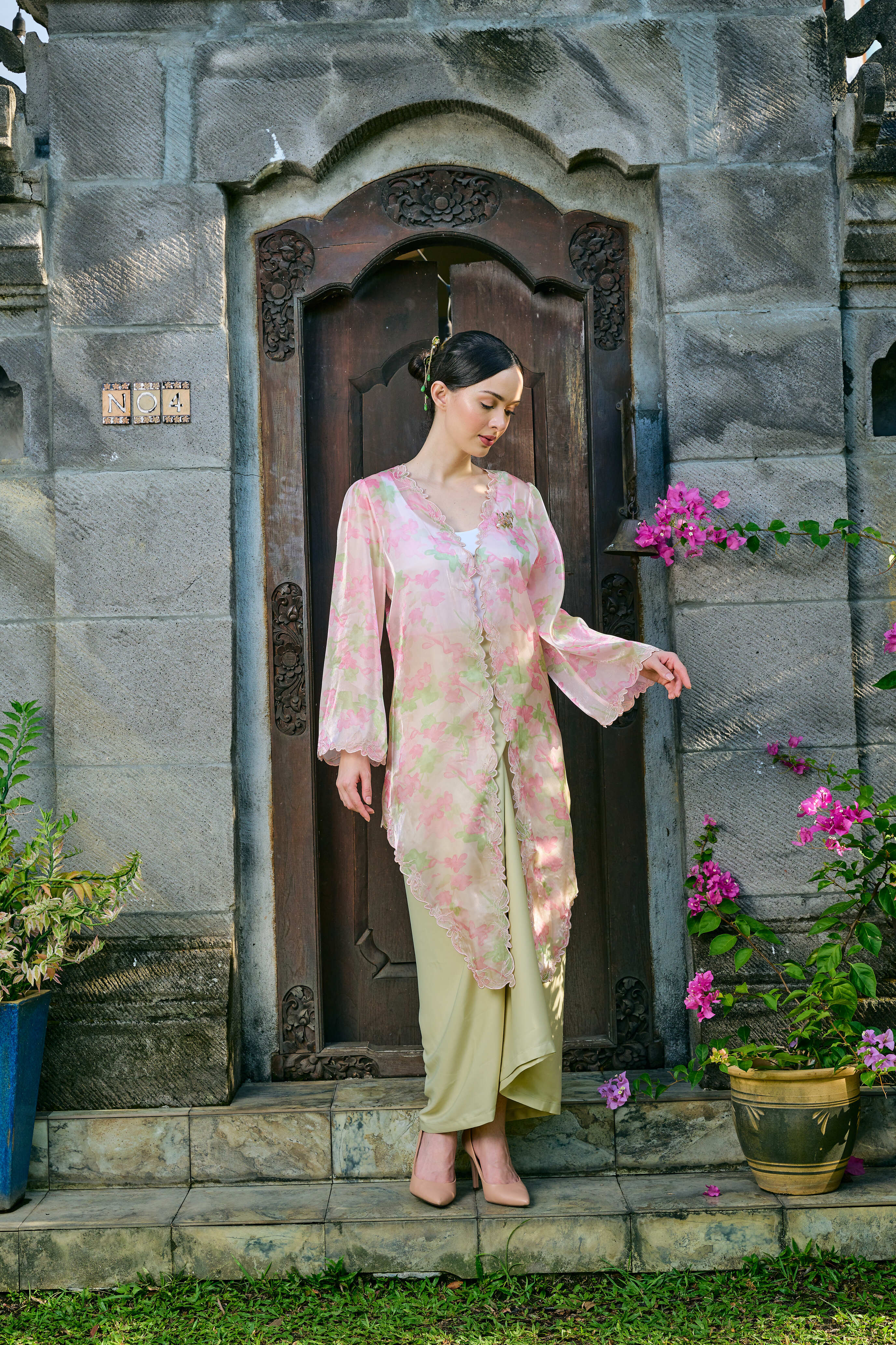 Ivy Kebaya Top
