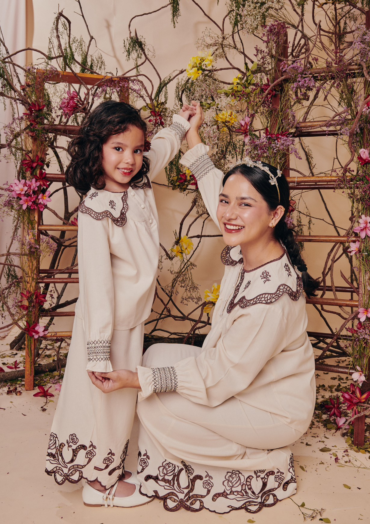 Little Breeze Kurung in Rosie