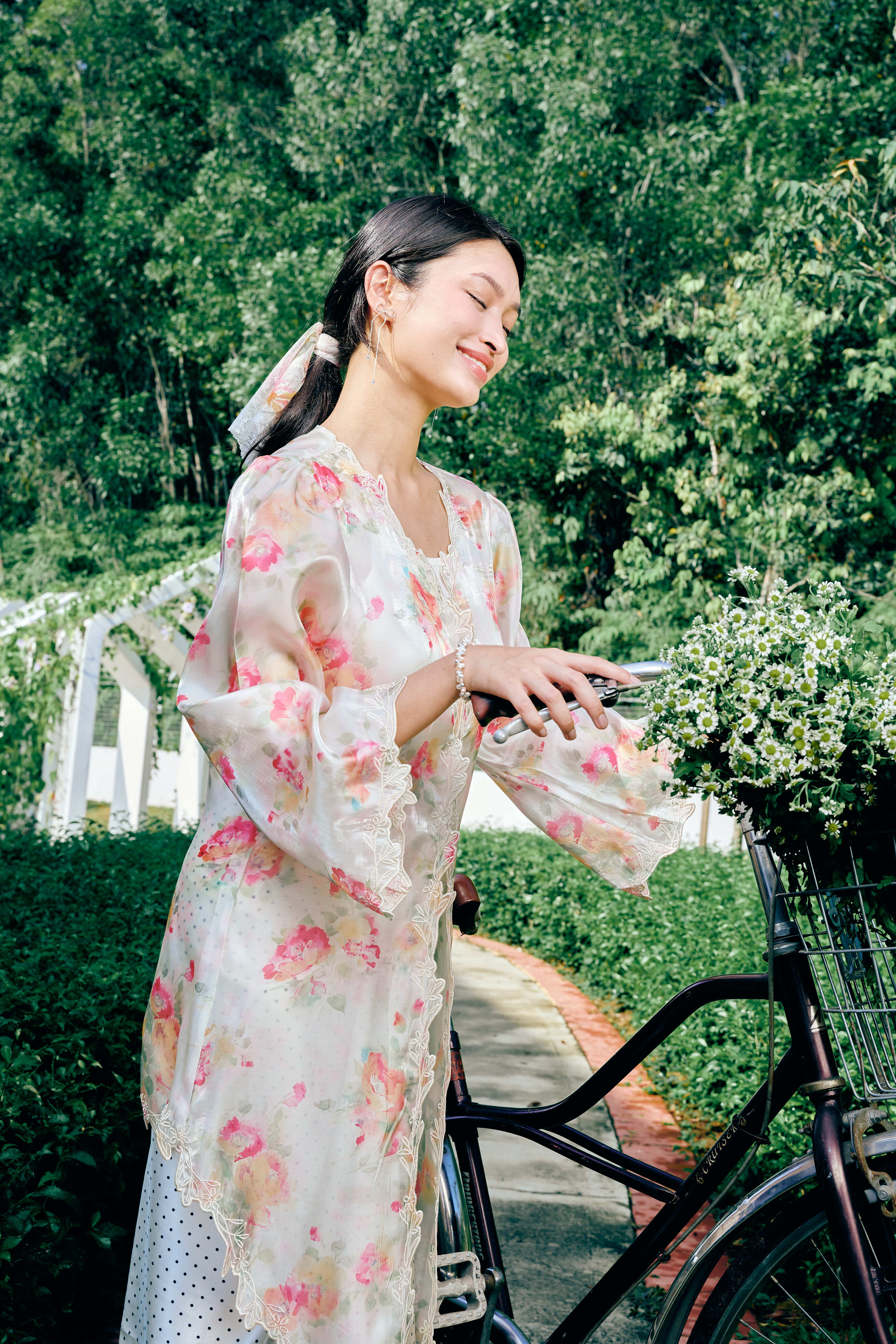 Happiness Kebaya Top