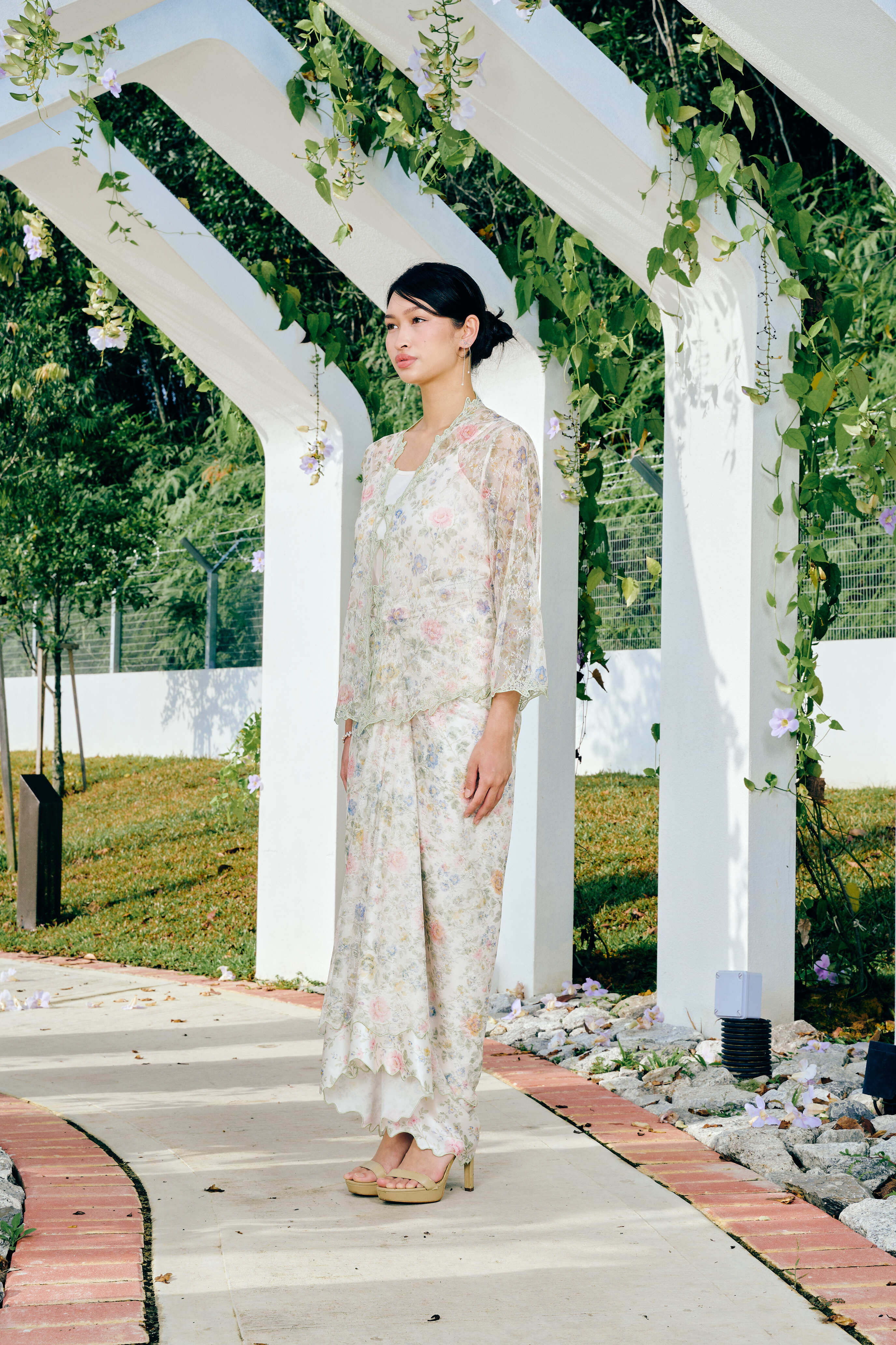 Sweet Escape Kebaya Top
