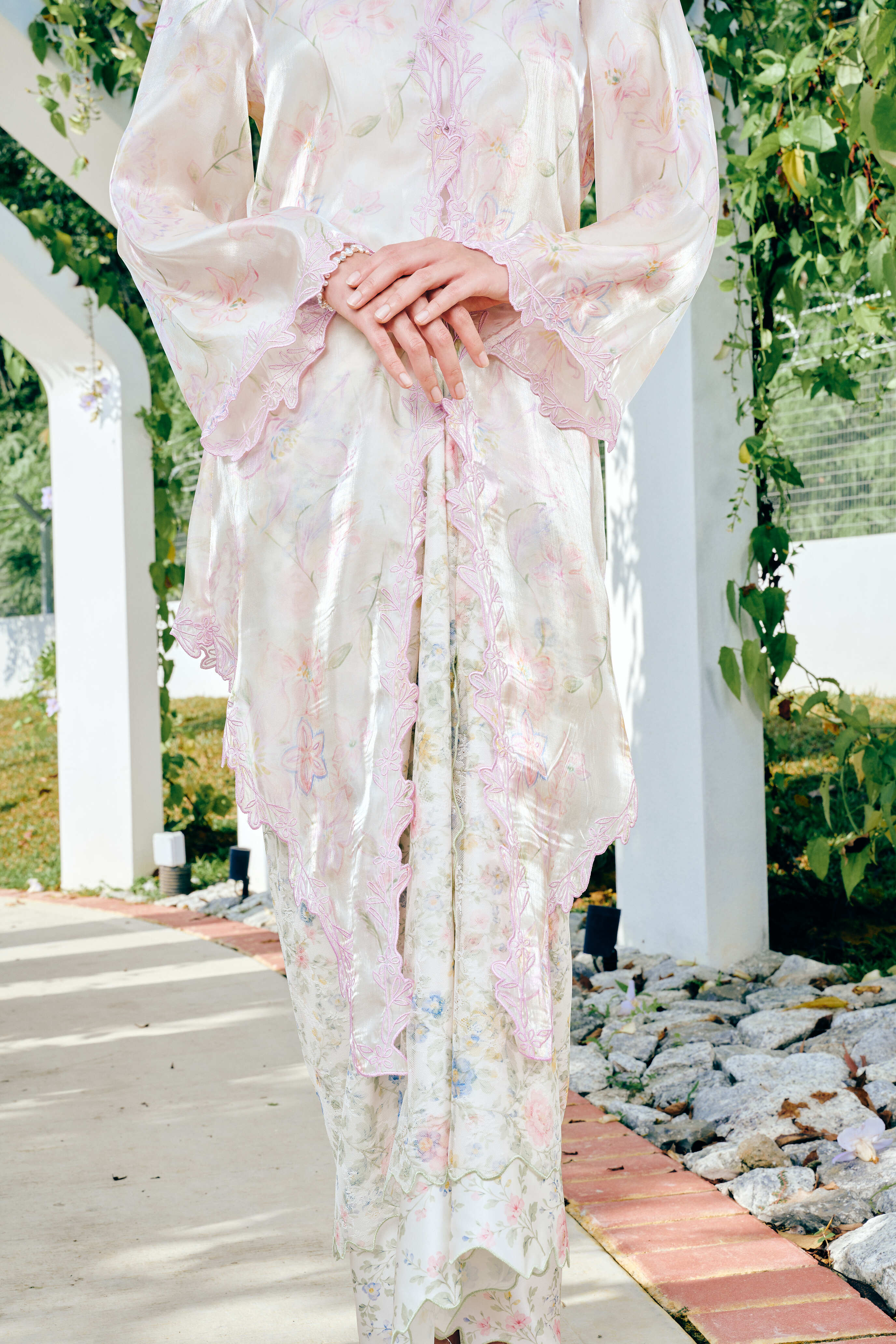 Vanilla Lace Pareo