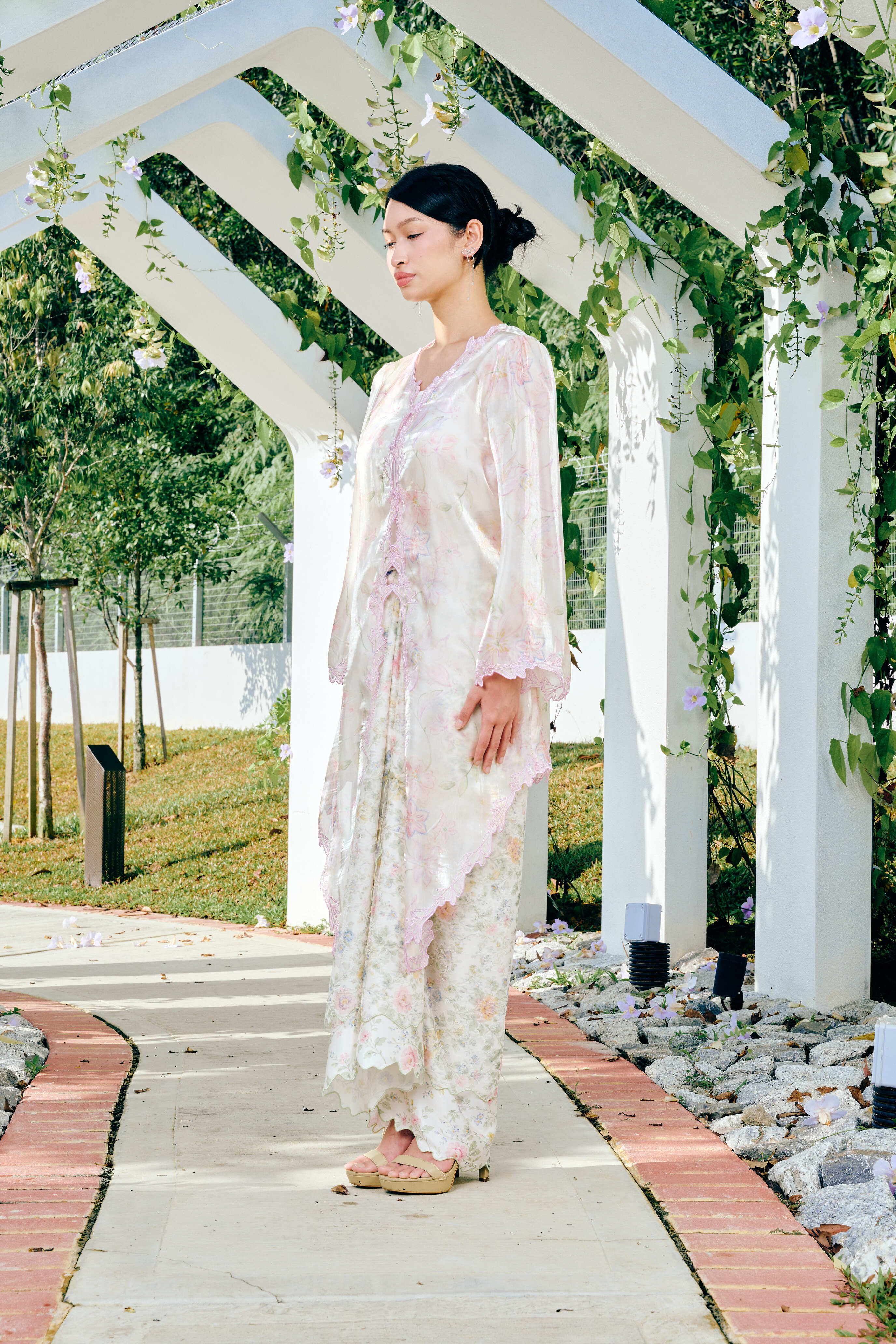 Love Struck Kebaya Top