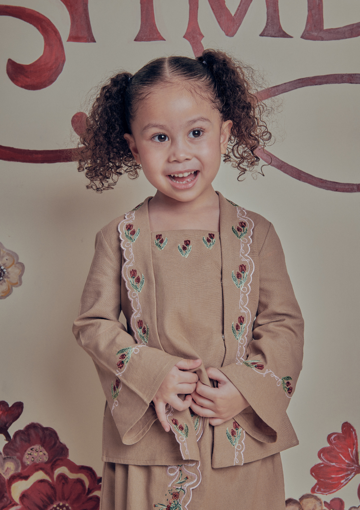 Little Charm Kebaya in Belle