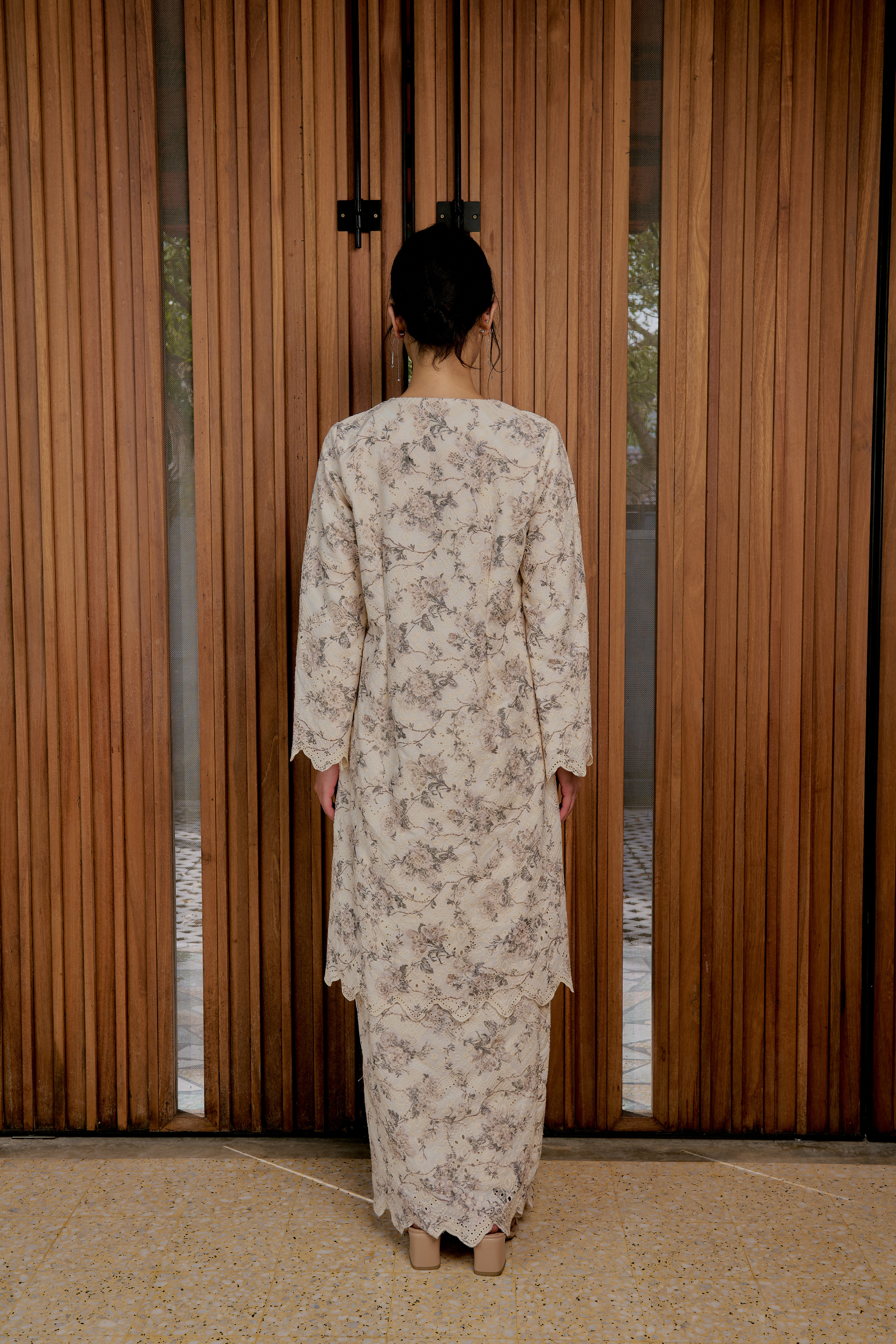 Midnight Bloom Kebarung