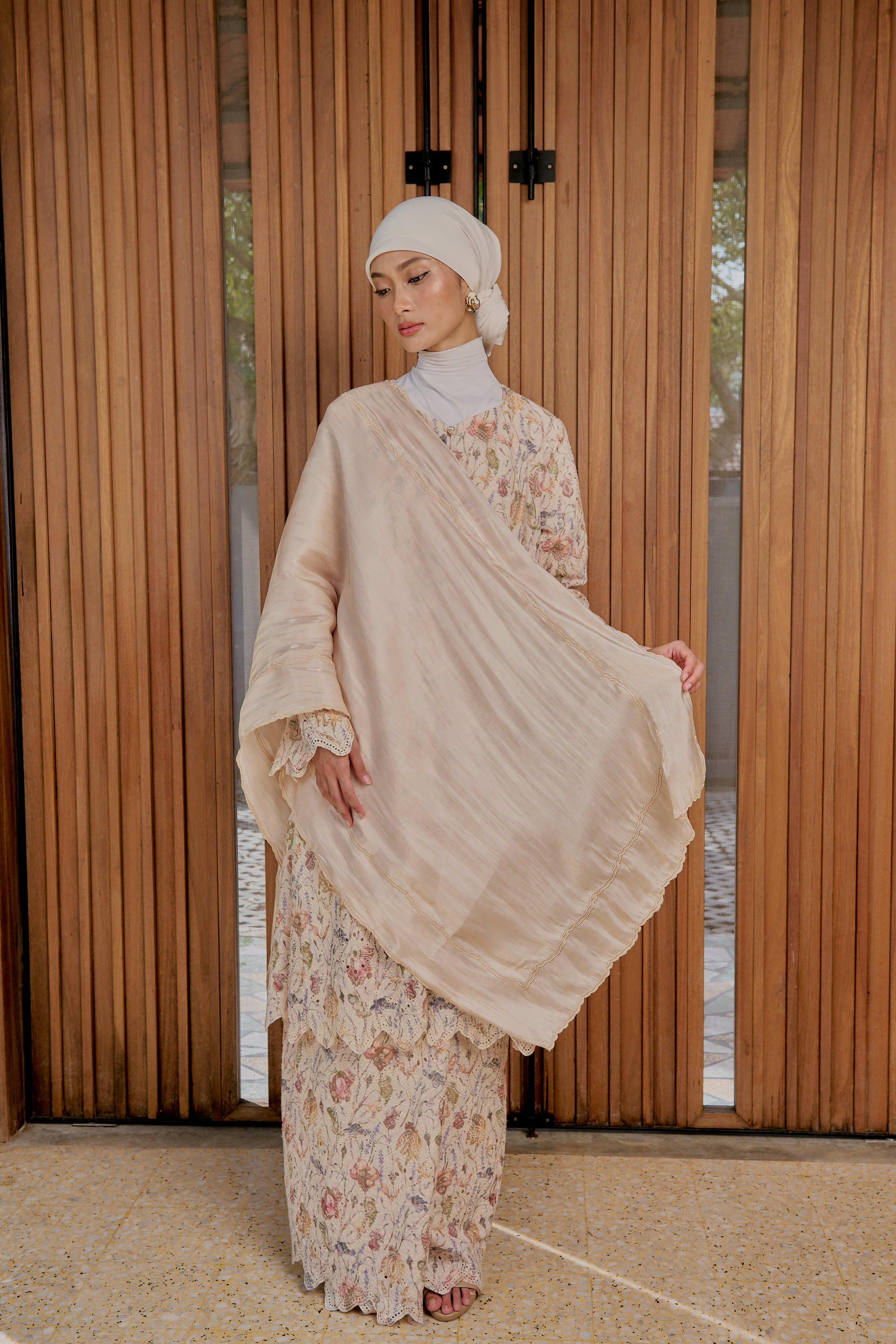 Verdant Beige Veil