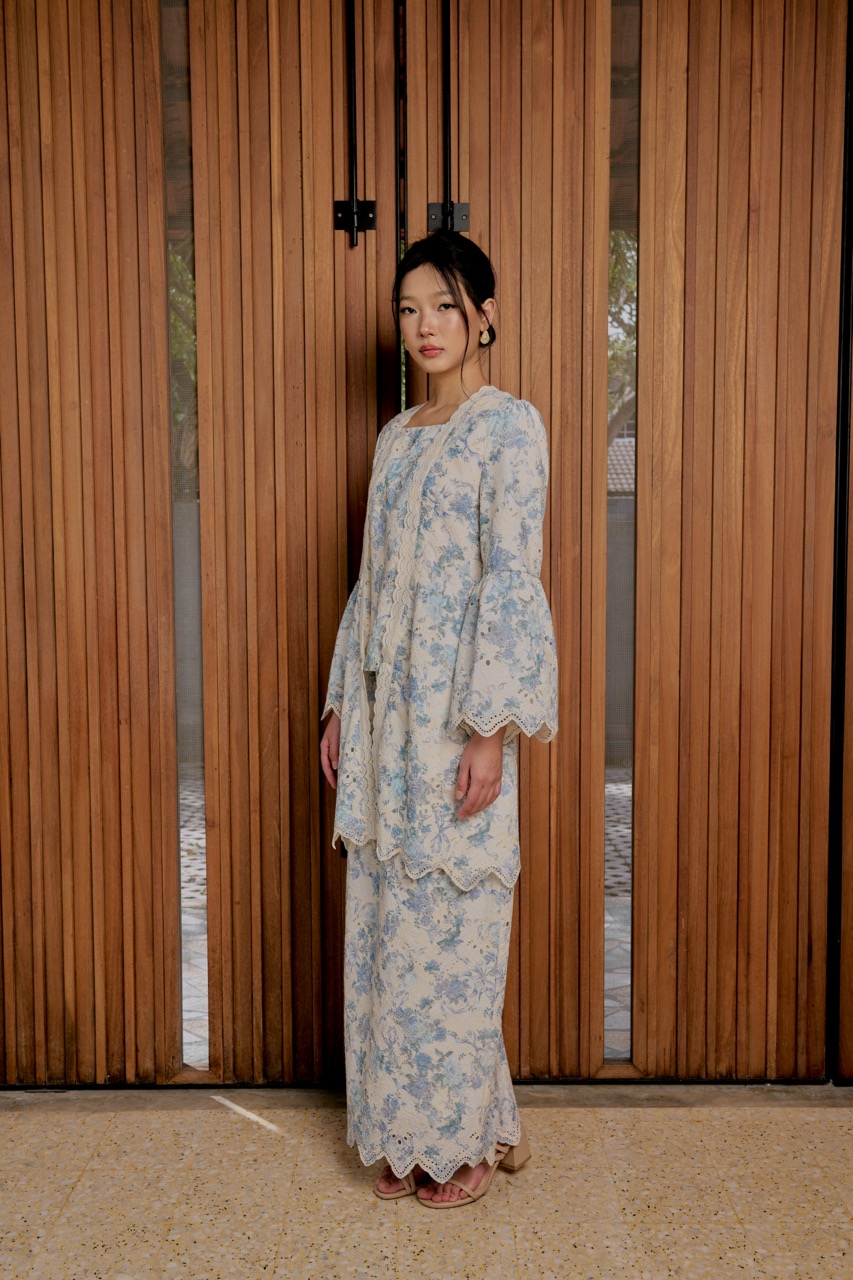 Bluebell Whisper Kebaya