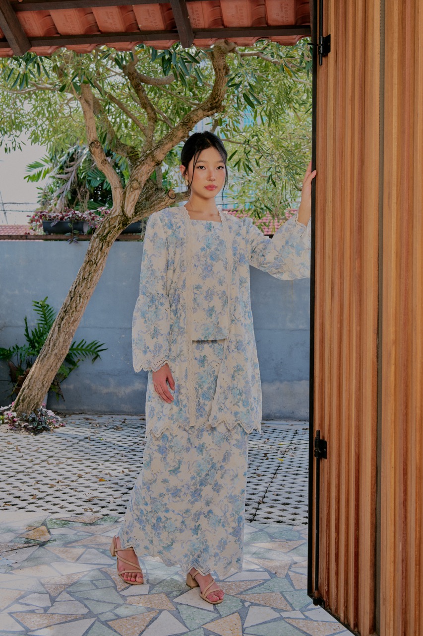 Bluebell Whisper Kebaya