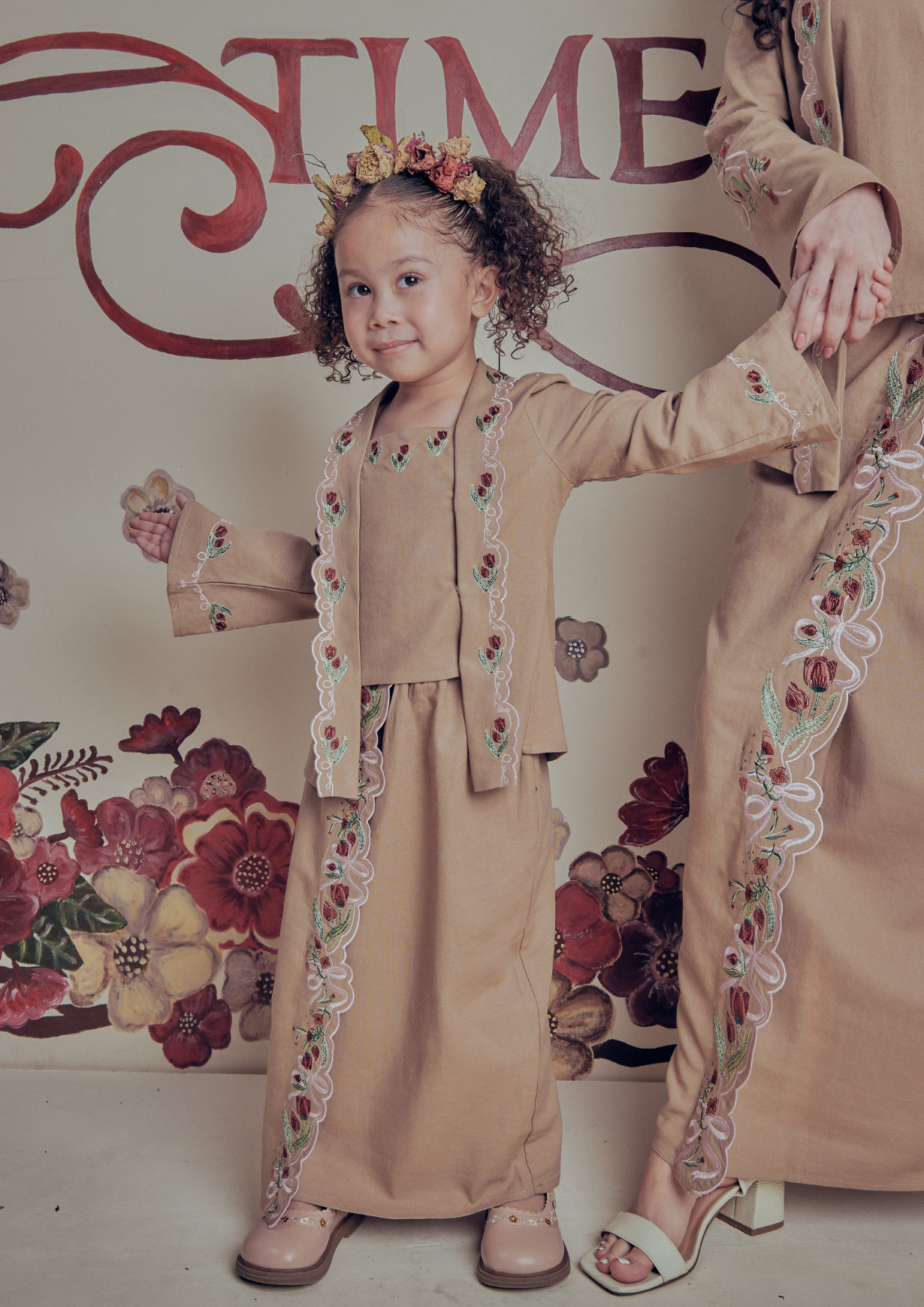 Little Charm Kebaya in Belle