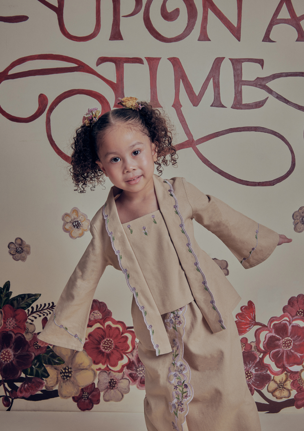 Little Charm Kebaya in Hazel