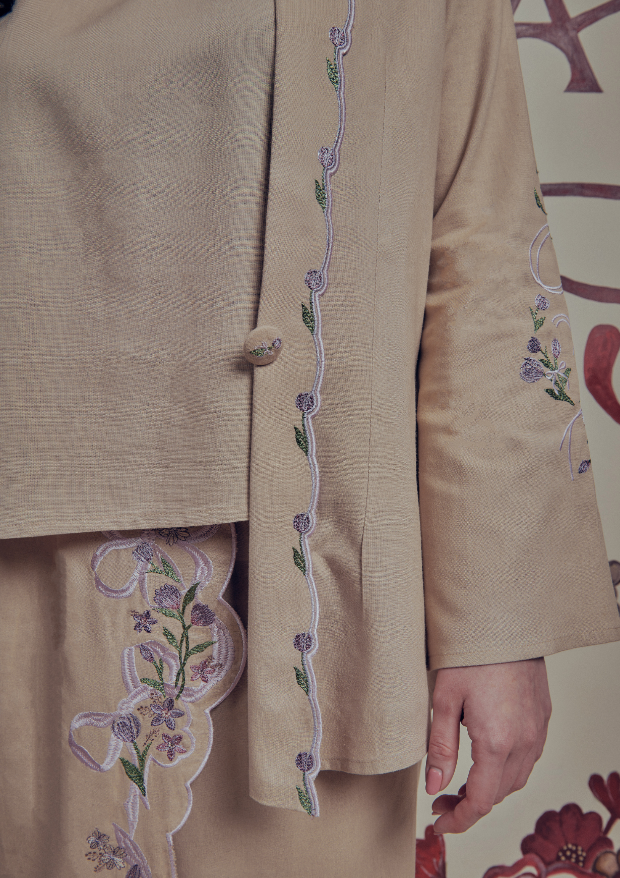 Charm Kebaya in Hazel