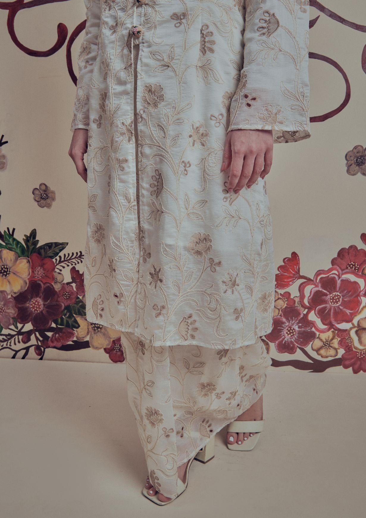 Luna Kebarung in Lush