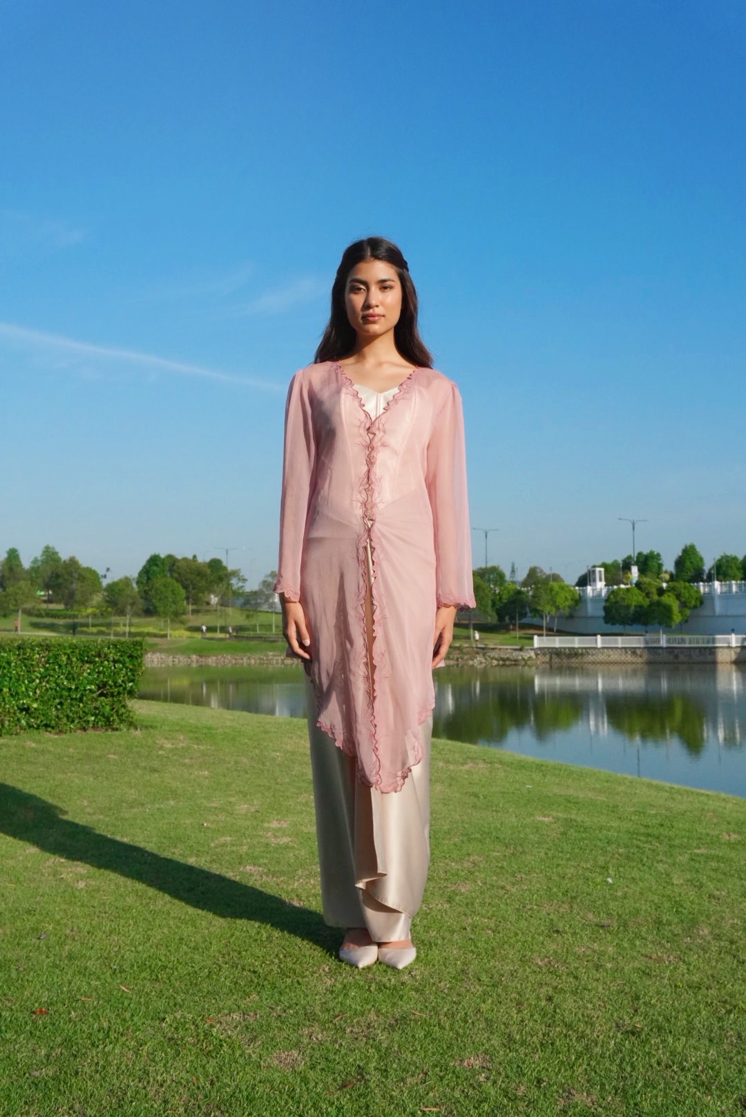 Twilight Kebaya in Dusty Rose