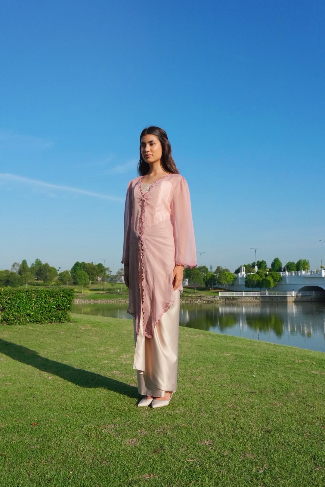 Twilight Kebaya in Dusty Rose