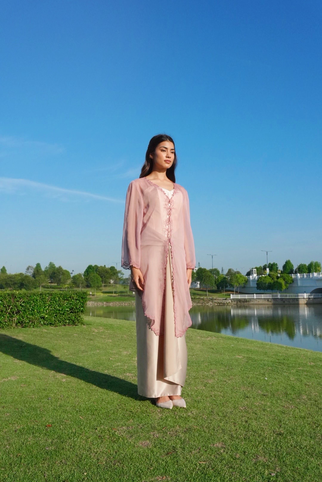 Twilight Kebaya in Dusty Rose