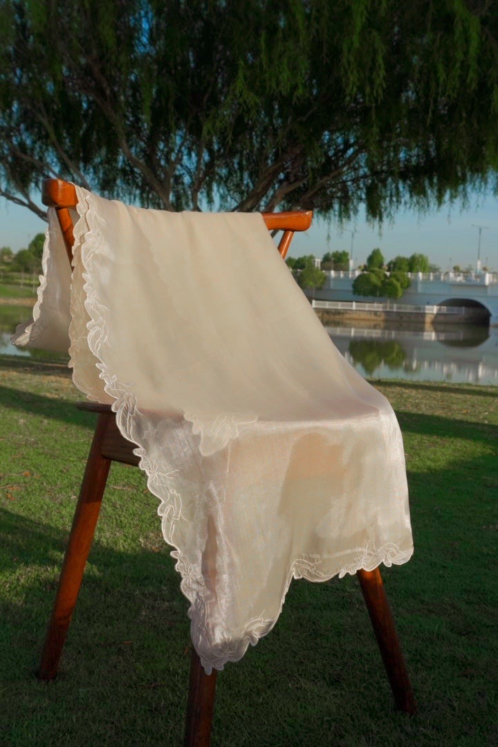 Twilight Veil in Ivory