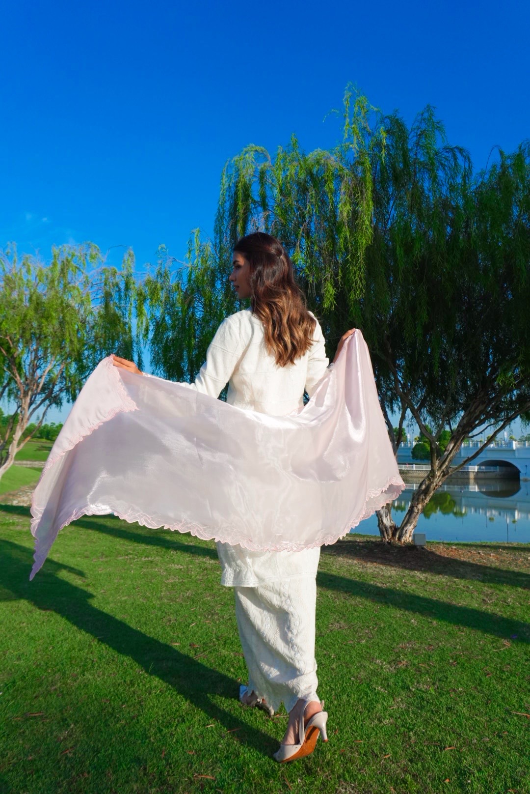 Twilight Veil in Pink