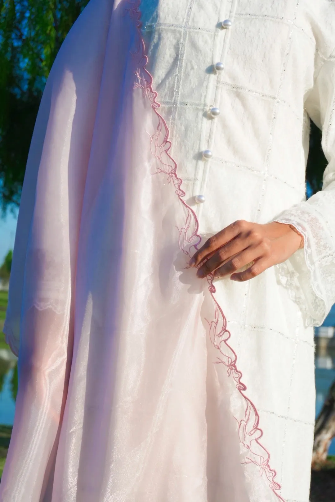 Twilight Veil in Pink