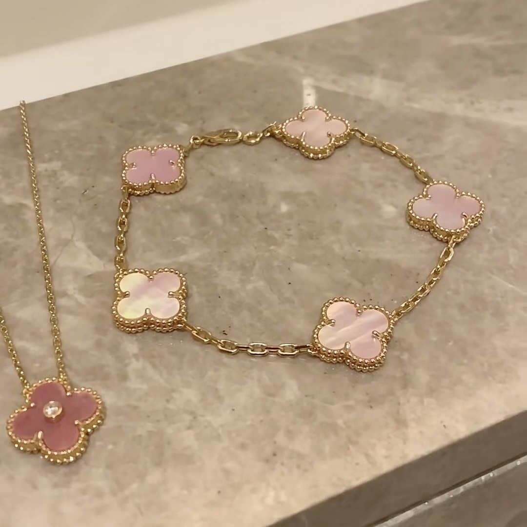 Van Cleef & Arpels Vintage Alhambra 15mm Motif Pink Mother of Pearl Bracelet
