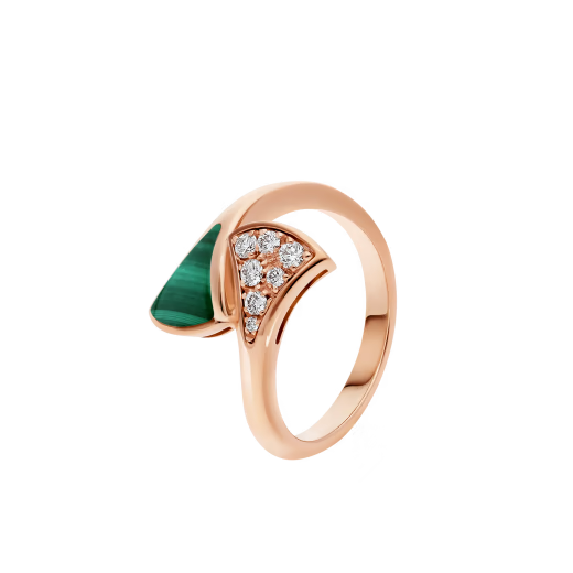 Diva's Ring With Malachite, Diamonds