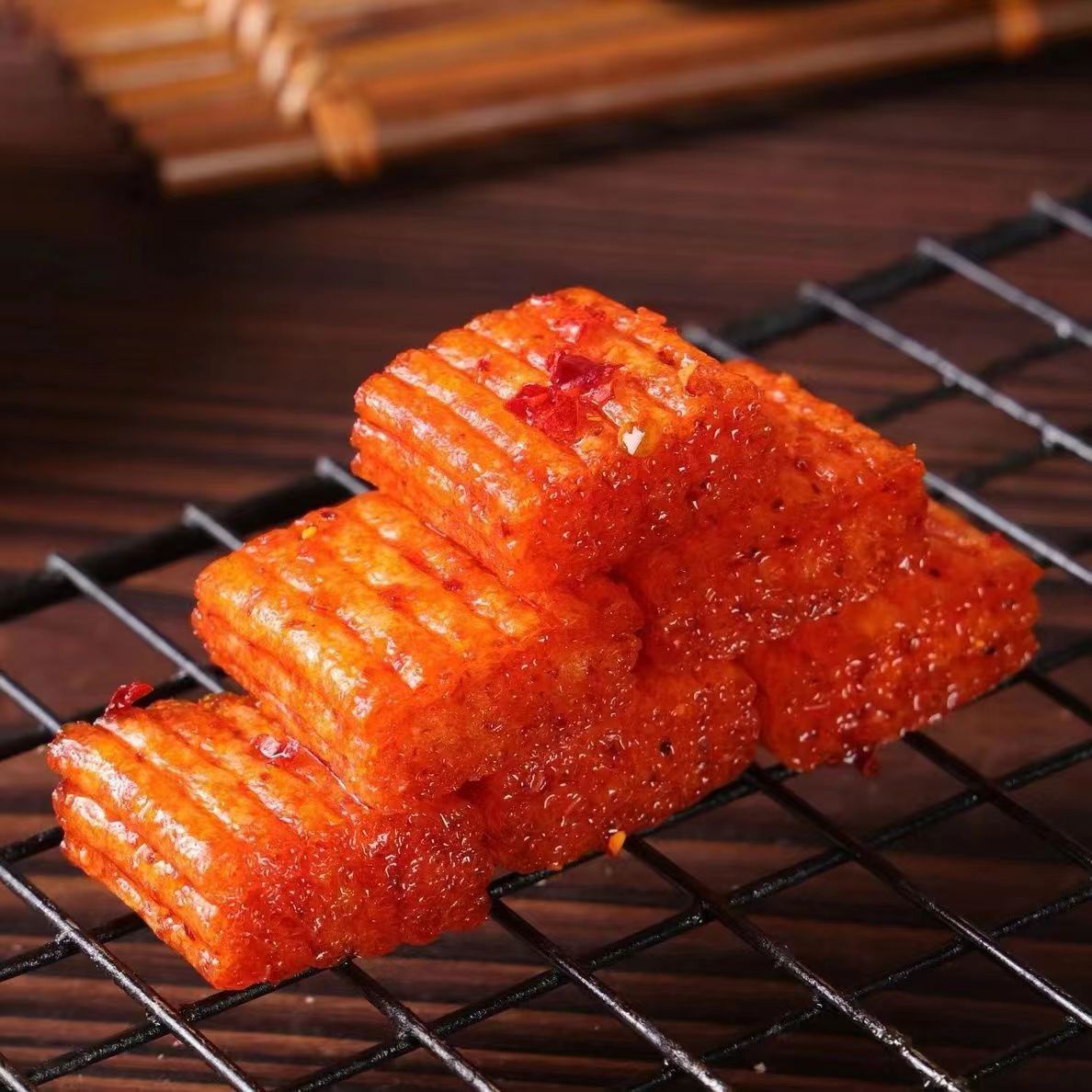 嘴巴香土辣條 甜辣公主方塊辣條 一口一個