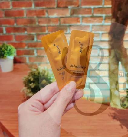 雪花秀⼈参精华⼩样 1ml Sulwhasoo Concentrated Ginseng Serum 1ml