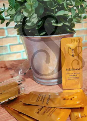 雪花秀⼈参精华⼩样 1ml Sulwhasoo Concentrated Ginseng Serum 1ml