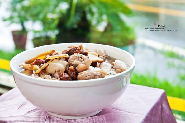 台灣🇹🇼梅嶺 太山梅子雞原味料理罐300G  