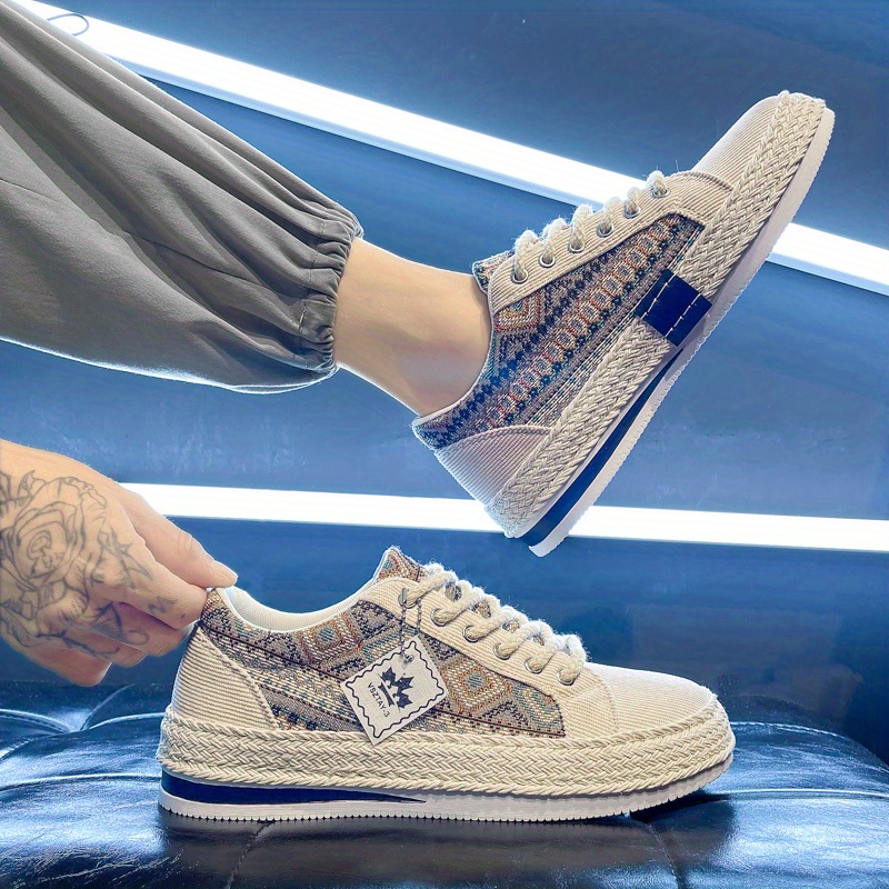 mens low top lace up canvas shoes fashion breathable skate shoes mens sneakers details 8