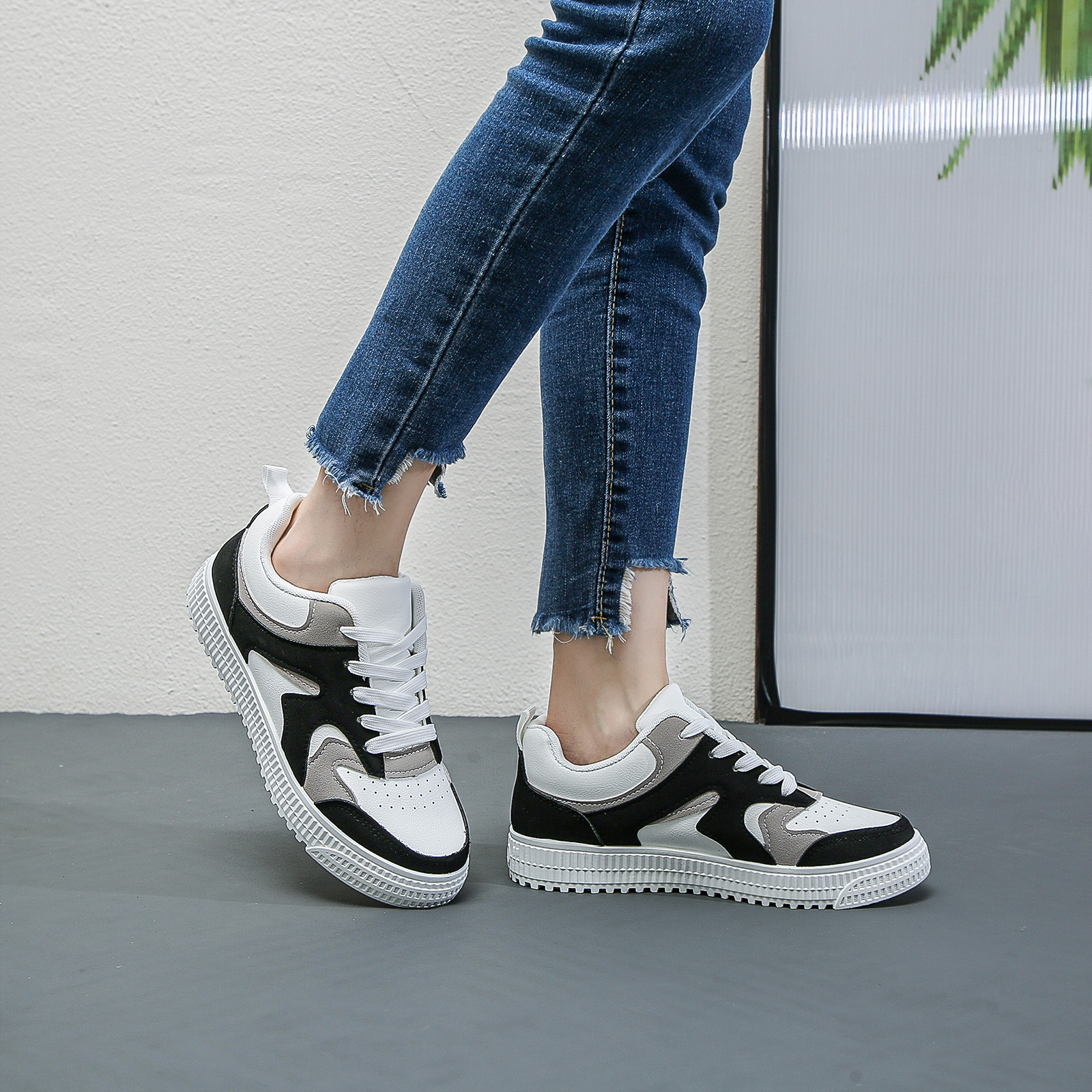 womens fashion color block sneakers casual faux leather lace up low top shoes lightweight student shoes details 1