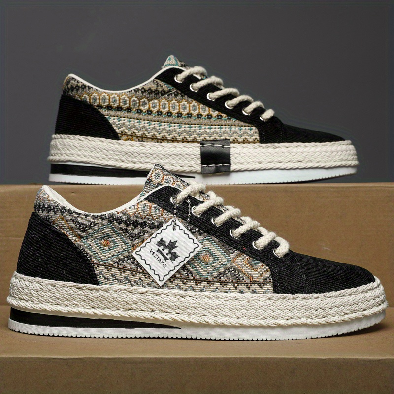 mens low top lace up canvas shoes fashion breathable skate shoes mens sneakers details 1