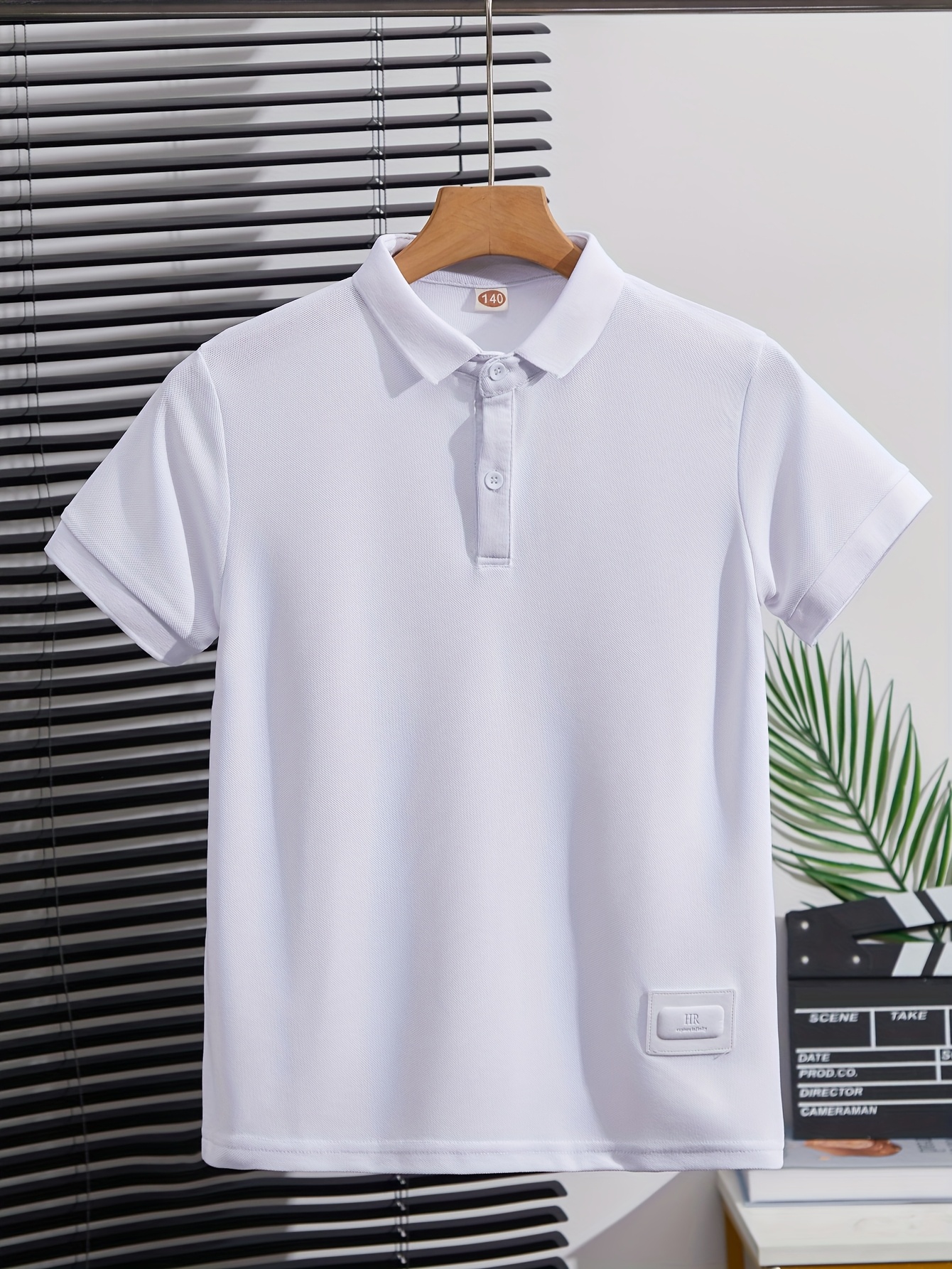 Summer! Solid Color Short-Sleeve Polo Shirt for Kids, Simple Label Design, Wrinkle-Resistant, Not Easily Deformed, Fresh and Breathable T-Shirt Top, Preppy Style, Boys' Daily Wear Lapel Shirt, Summer, Regular Fit