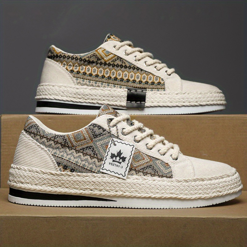 mens low top lace up canvas shoes fashion breathable skate shoes mens sneakers details 2