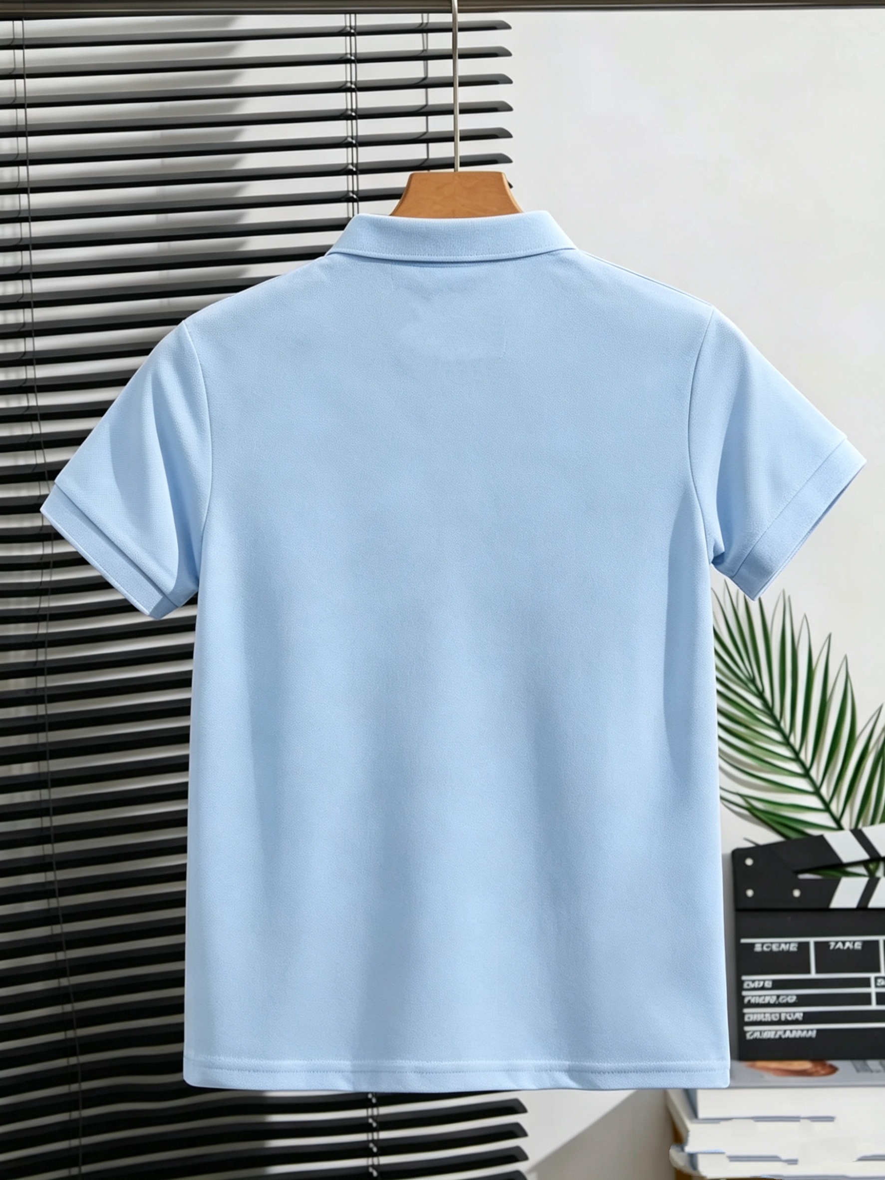 Summer! Solid Color Short-Sleeve Polo Shirt for Kids, Simple Label Design, Wrinkle-Resistant, Not Easily Deformed, Fresh and Breathable T-Shirt Top, Preppy Style, Boys' Daily Wear Lapel Shirt, Summer, Regular Fit