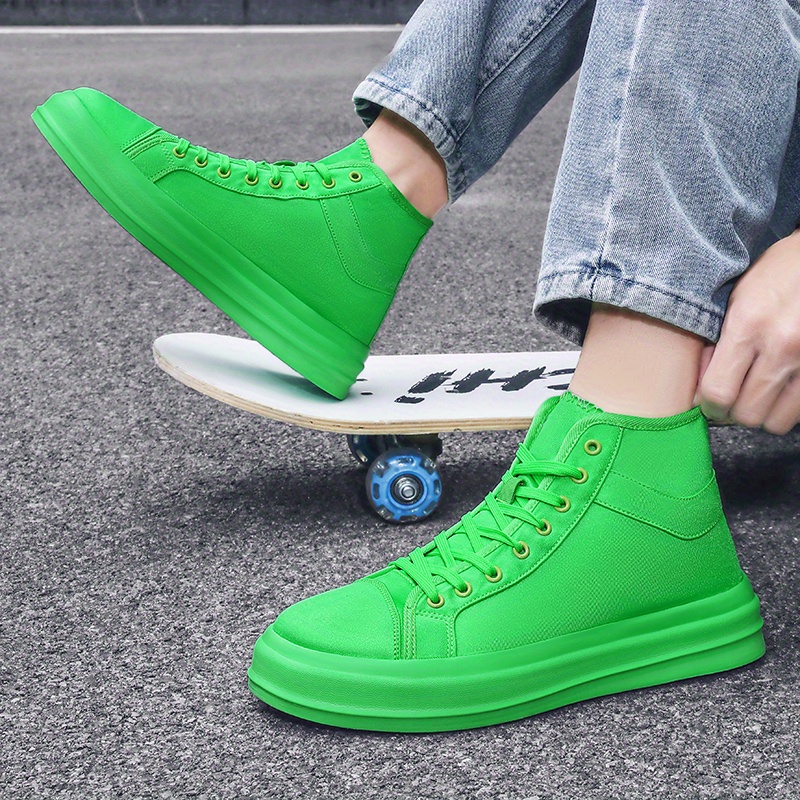mens trendy high top lace up canvas shoes fashion non slip skate shoes mens sneakers details 6