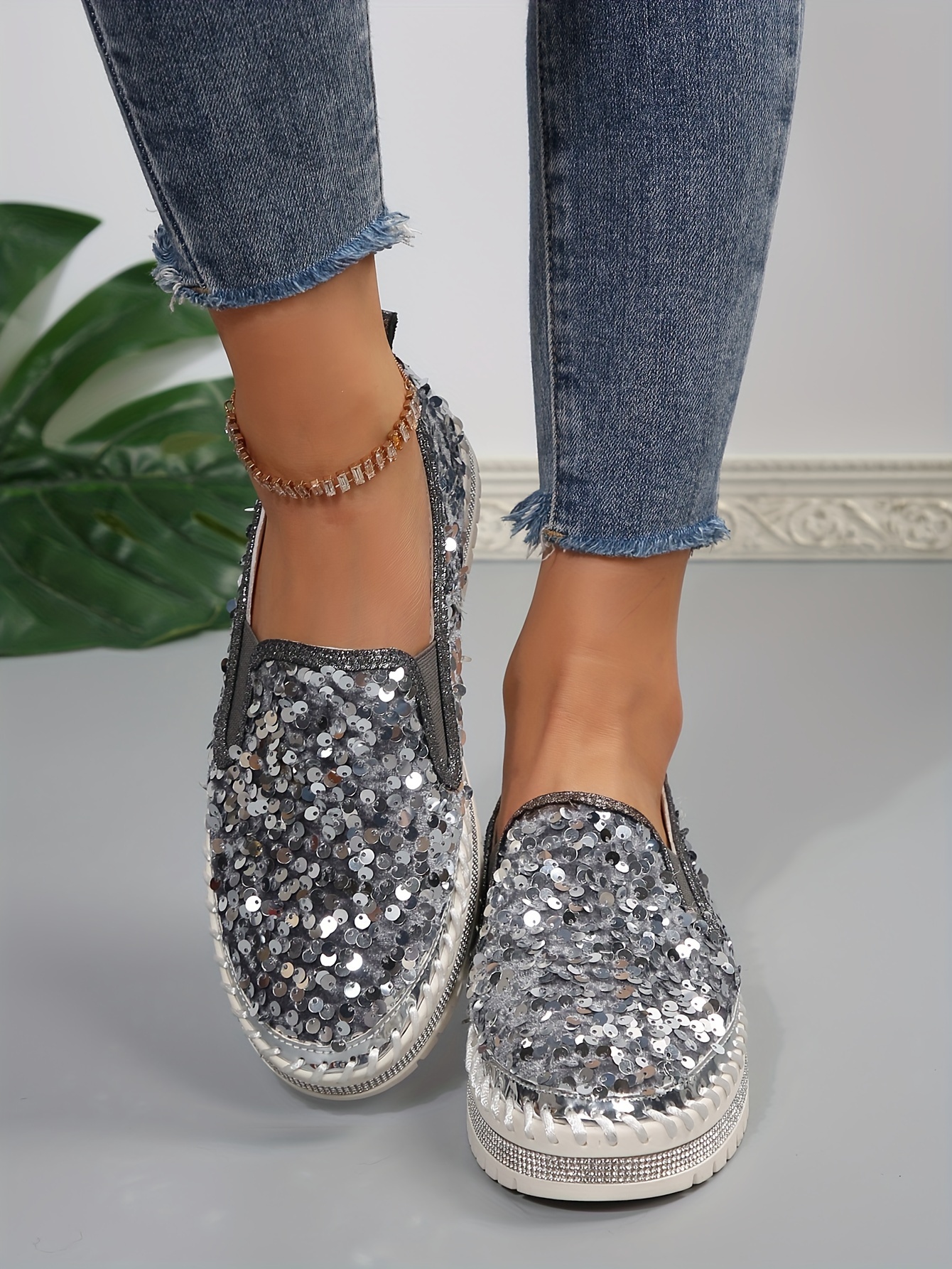 womens sequins flat shoes fashion round toe slip on shoes stylish low top sneakers details 8