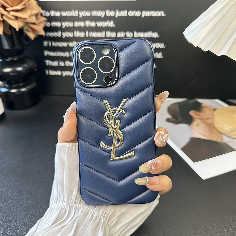 聖羅蘭立體金標圖案皮紋磨砂手機殼