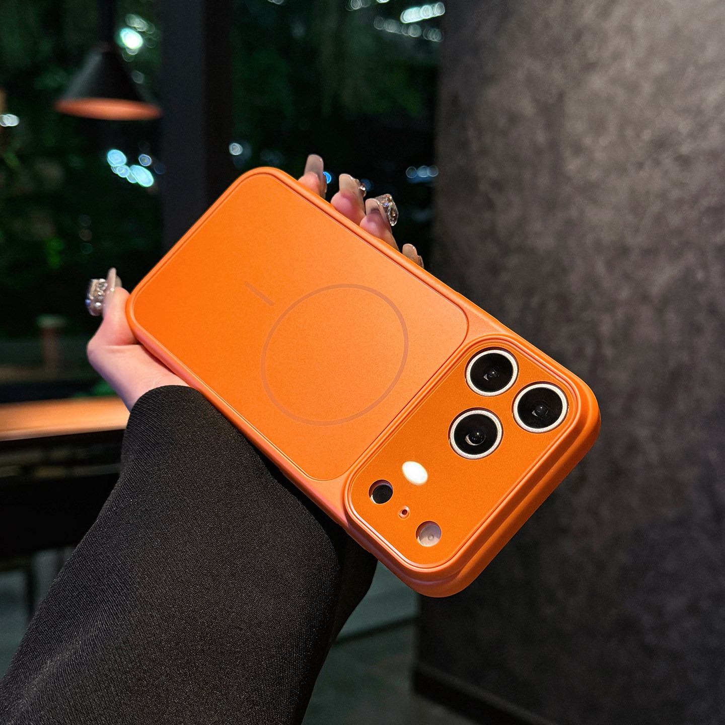 IPhone系列 高级感磨砂玻璃全包Magsafe磁吸手機殼