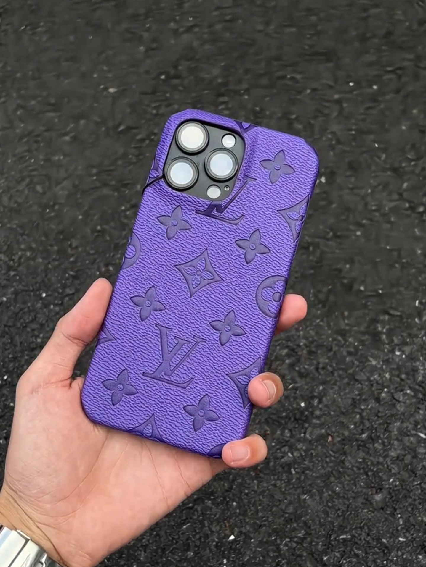 路易威登小牛皮無邊框手機殼