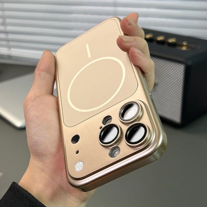 IPhone系列 高級鈦金屬原機質感Magsafe磁吸手機殼 帶鏡頭膜