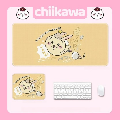 Chiikawa吉伊卡哇 主題桌墊 布質滑鼠墊
