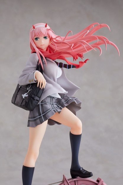 DARLING in the FRANXX 零二 校服