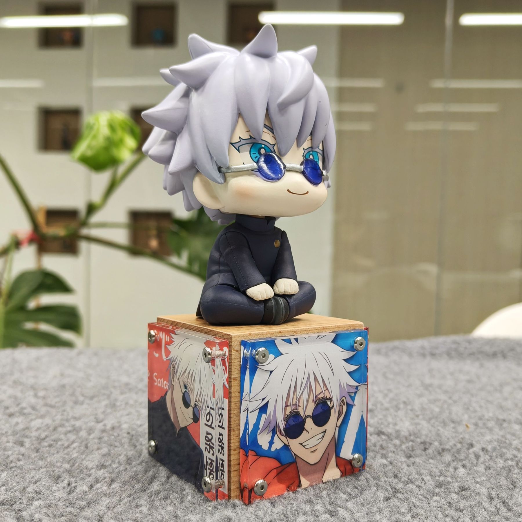 Look up 咒術迴戰 五條悟Q版手辦 磁吸底座