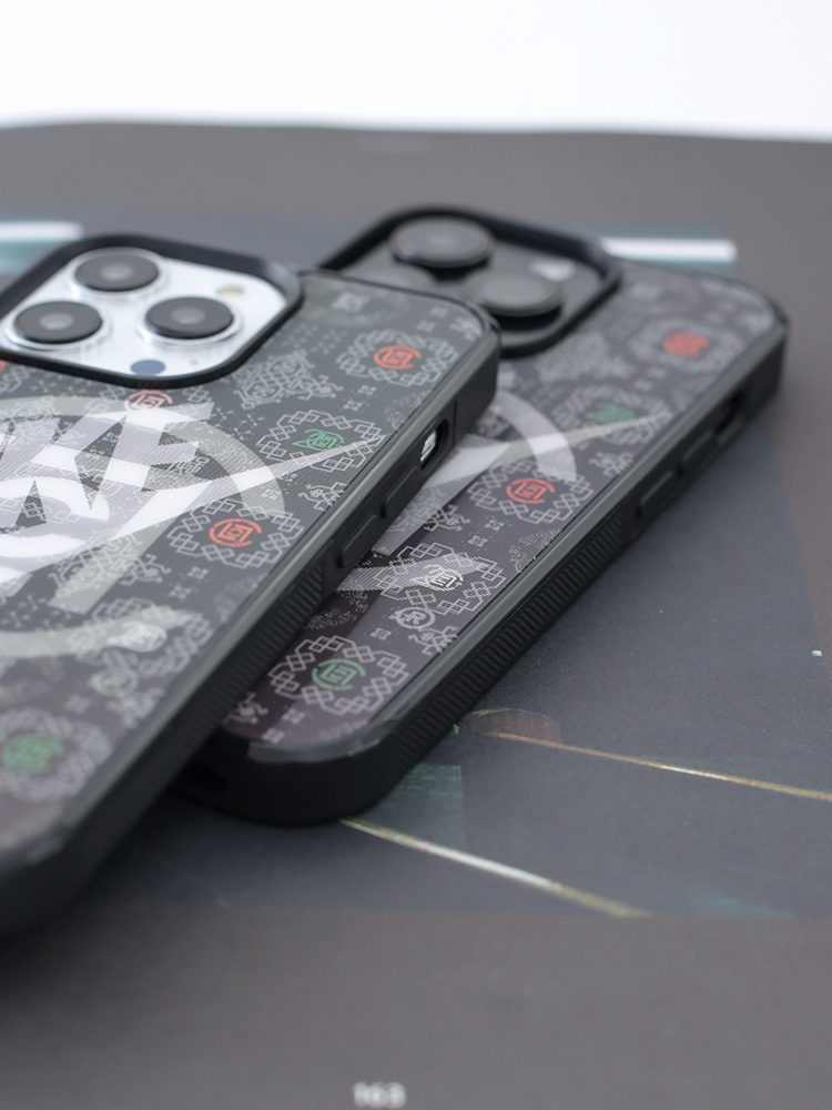 潮牌clot 3D幻圖磁吸防摔手機殼