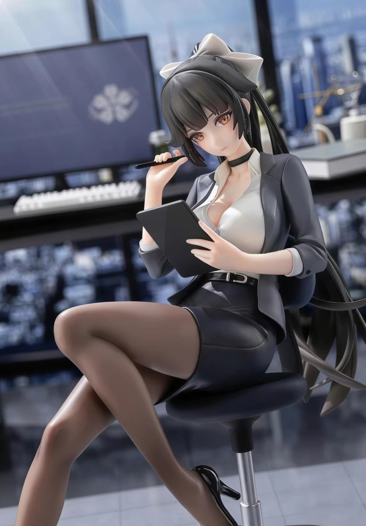 碧藍航線Anigame高雄獒辦公室OL制服坐姿擺件1/6