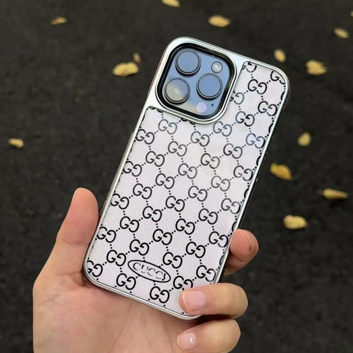 路易威登金屬邊框手機殼