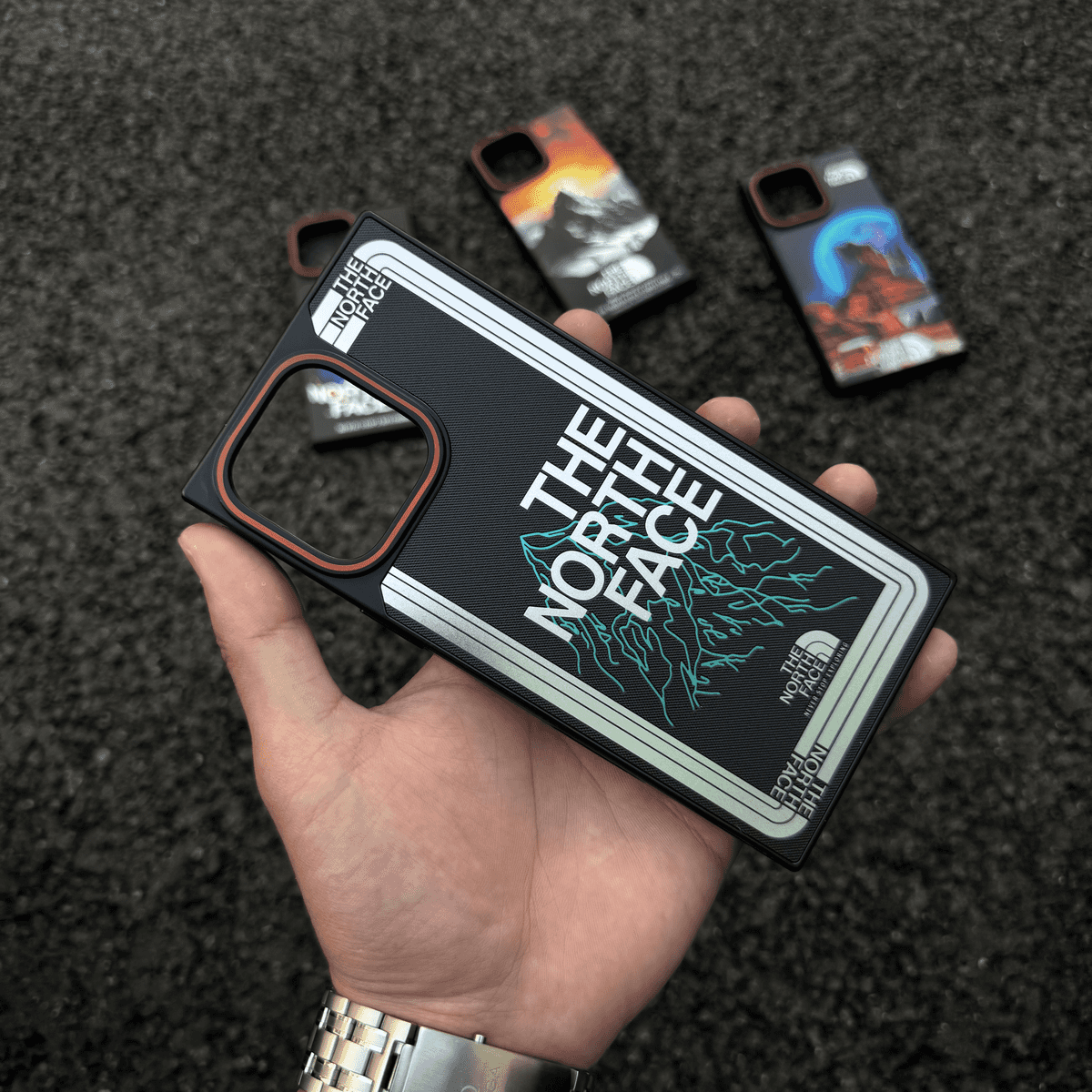 潮牌漸變方形磁吸手機殼