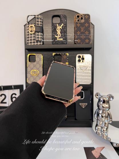 巴寶莉卡包斜挎手機殼