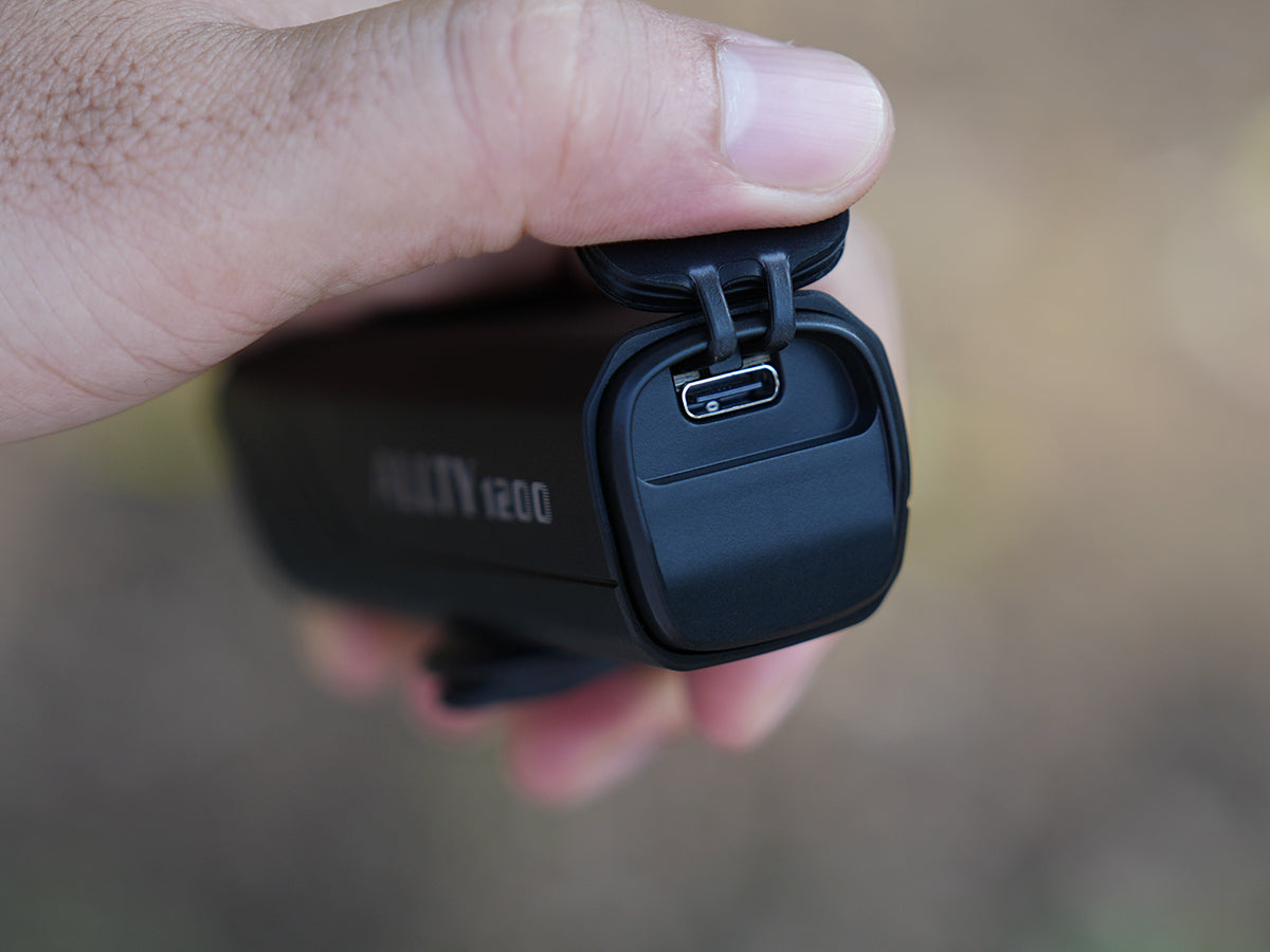 ALLTY 1200 with USB-C charge port