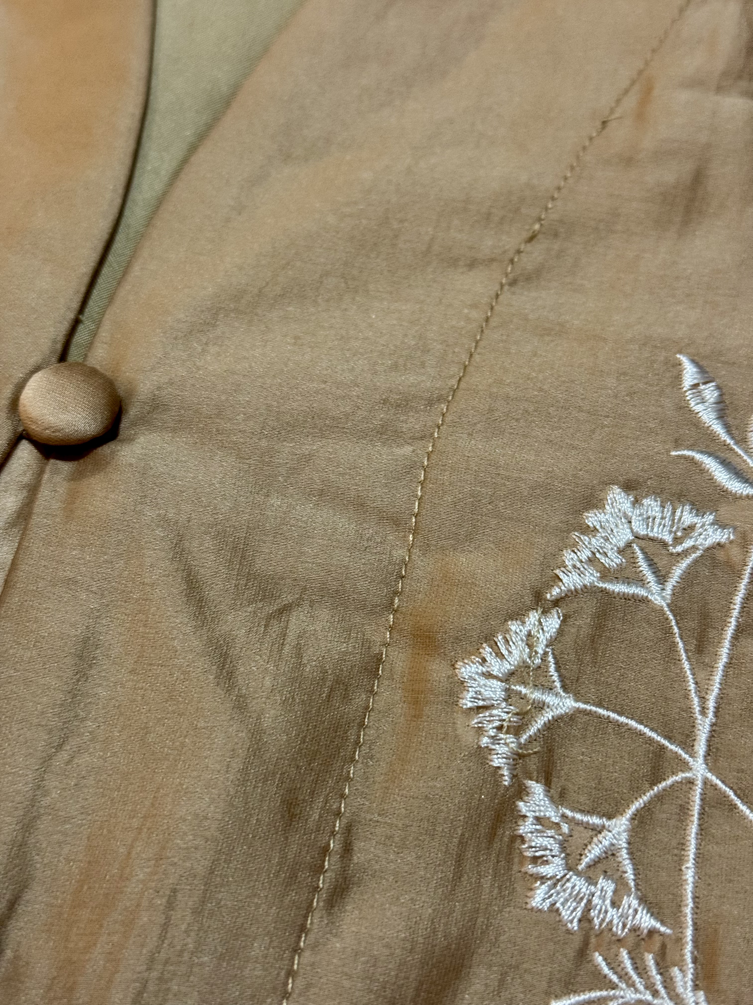 LIORA Embroidery Long Top