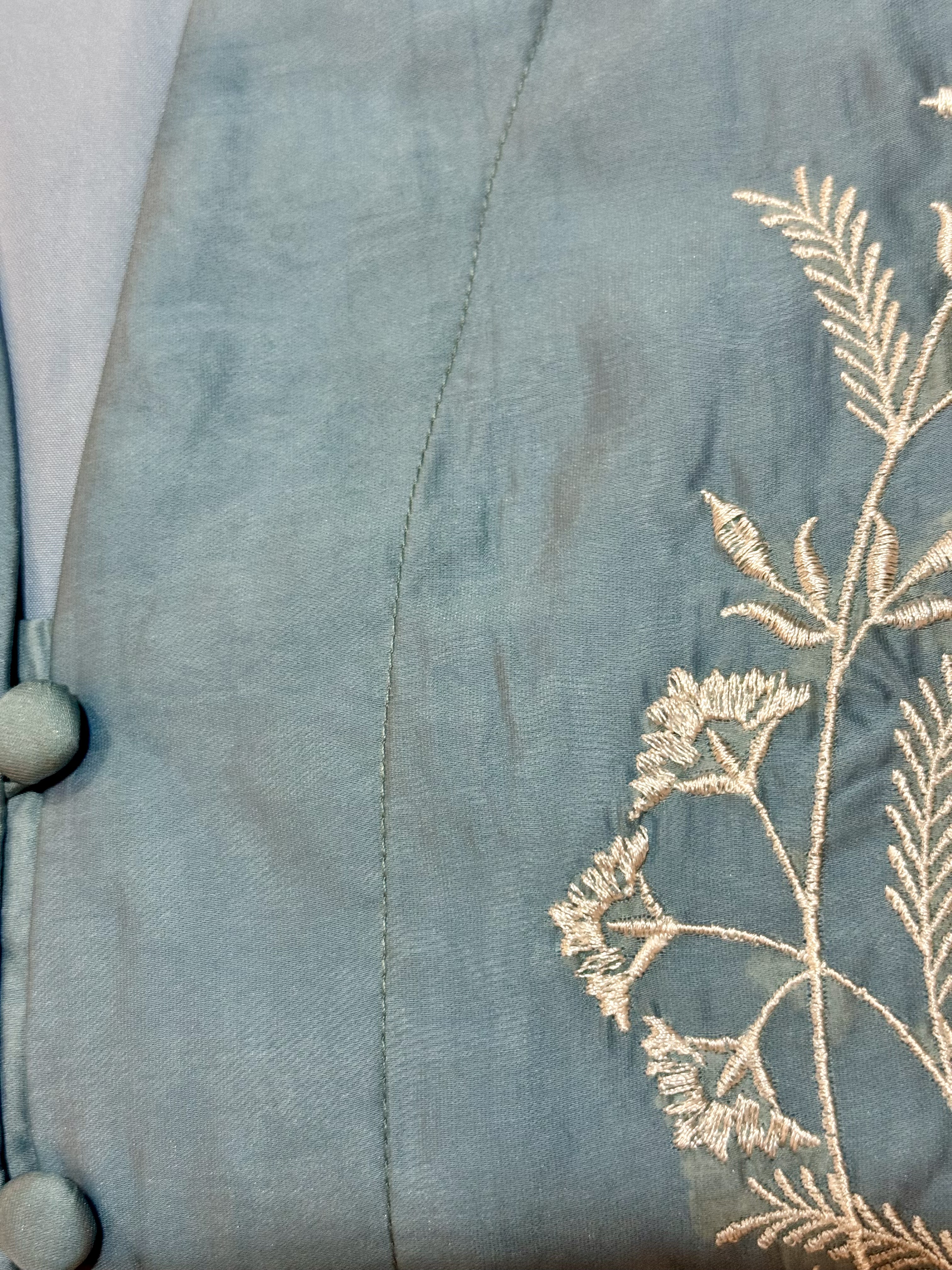 LIORA Embroidery Long Top